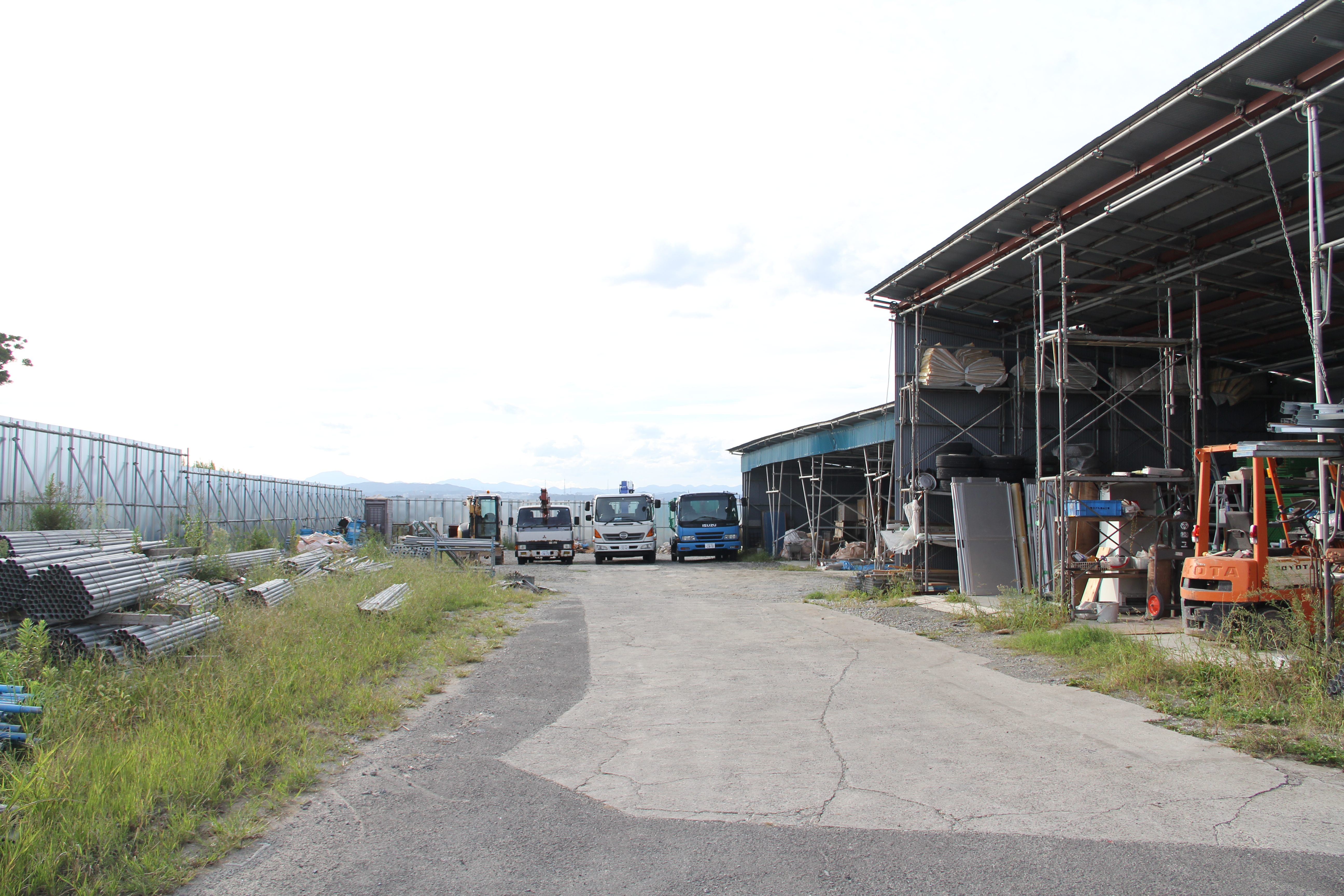 東秀産業保有車両